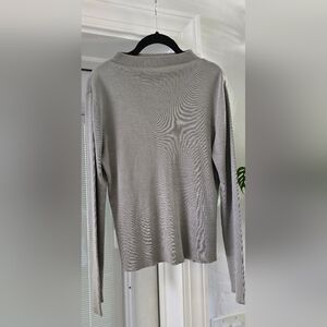 Ann Taylor Silver 100% Silk Sweater Pullover Mockneck Top